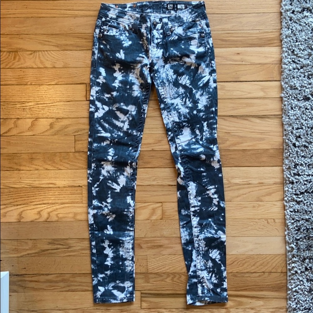 Miss Me acid wash skinny jeans size 26 full length